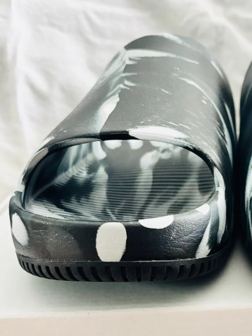 Nike Black White Marble Slide Sandals Comfort Pool Beach Men's 12